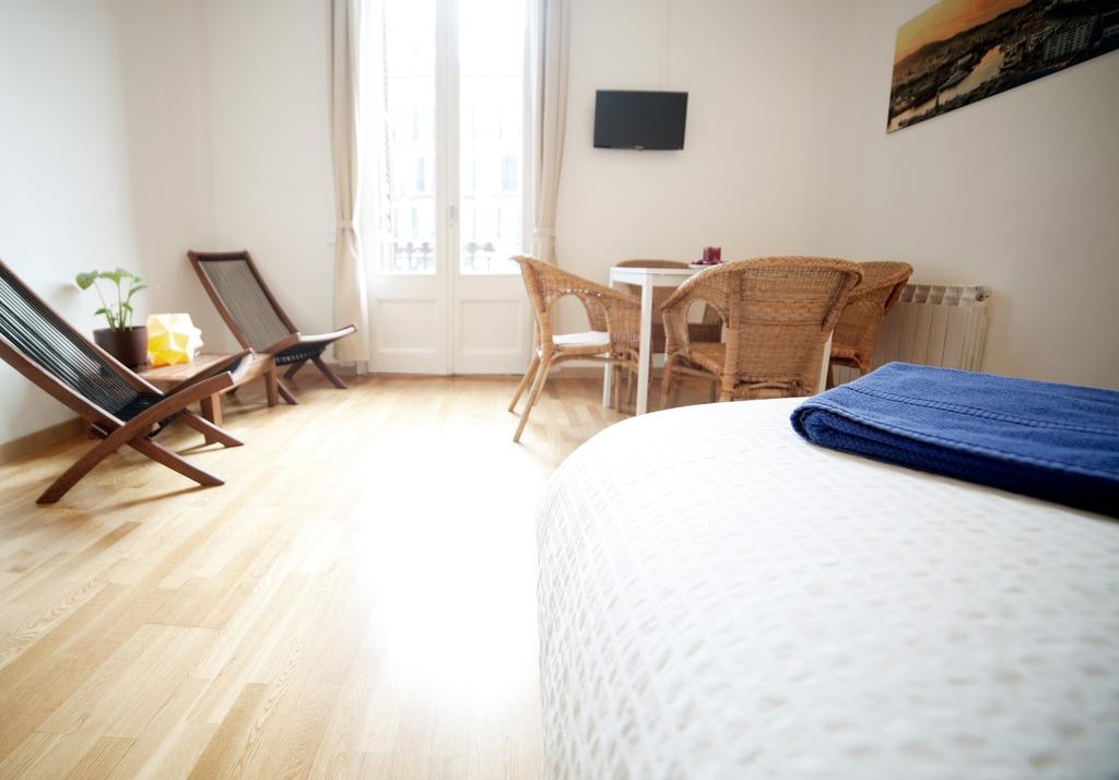 Apartment In Plaza Catalunya Barcelona Habitación foto